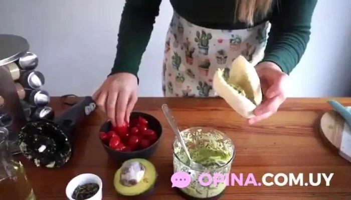 Panaderia La Llave Videos - Florida