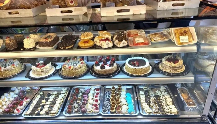 Panaderia La Vienesa Pastel - Montevideo