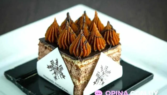 Panaderia La Vienesa Pastel - Montevideo