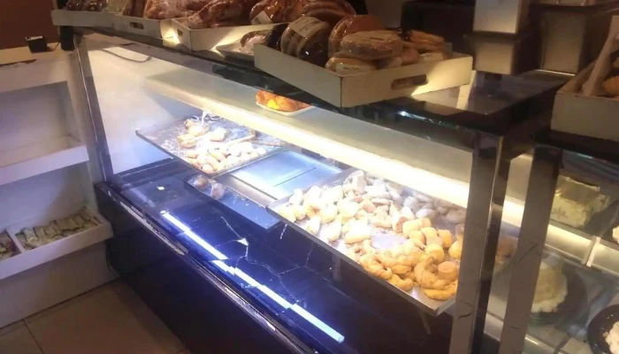 Panaderia La Vienesa Vitrina - Montevideo