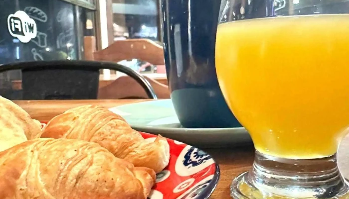 Panaderia Mamalou -  Comidas Y Bebidas - Florencio Sánchez