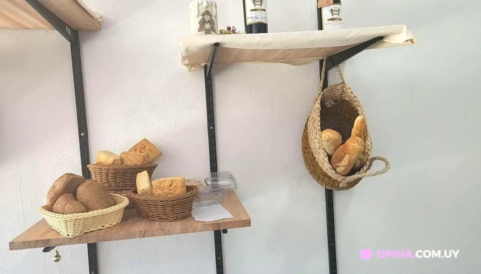 Panaderia Marielos -  Videos - Ciudad de la Costa