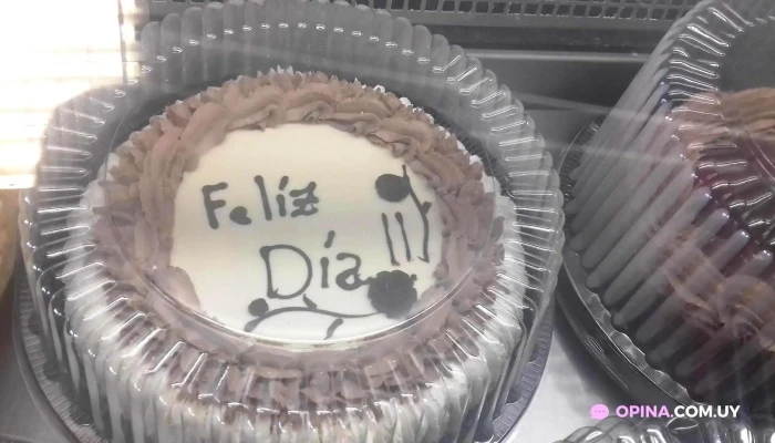 Panaderia San Isidro Pastel - Rafael Perazza