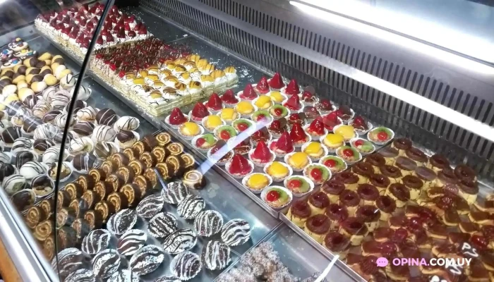 Panaderia Solis Pastel - Solís de Mataojo