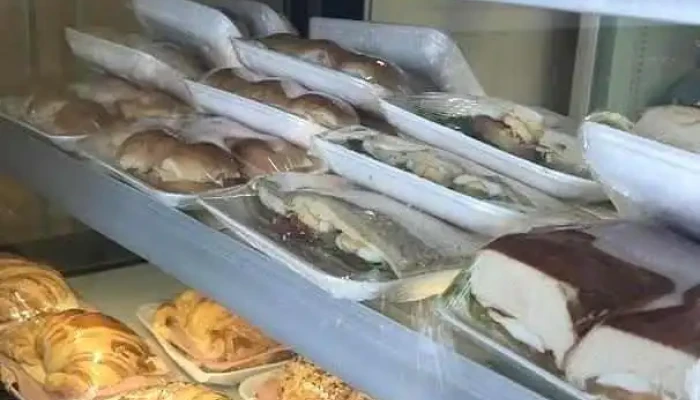 Panaderia Solymarena Vitrina - Ciudad de la Costa