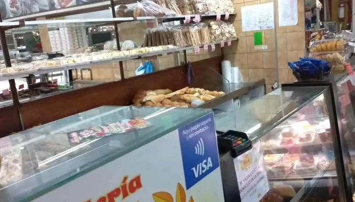 Panaderia Y Confiteria Calo Ambiente - Montevideo