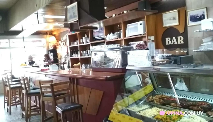 Panaderia Y Confiteria Colon Ambiente - Montevideo