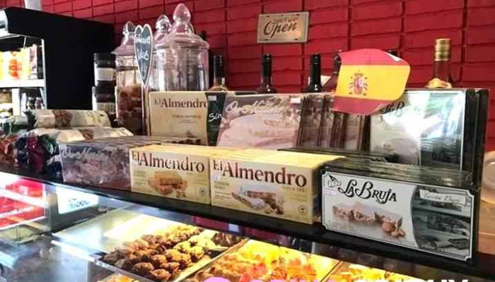 Panaderia Y Confiteria El Oriental -  Ambiente - Libertad