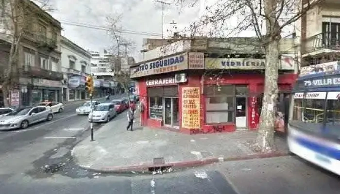 Panaderia Y Confiteria La Vienesa Street View Y 360 - Montevideo