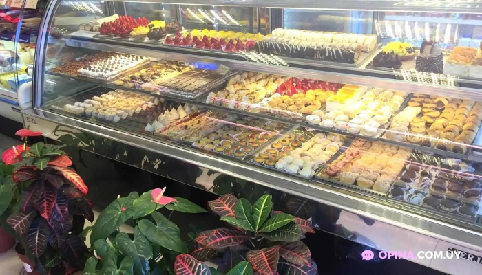 Panaderia Y Confiteria Nueva La Paz Todas - Montevideo