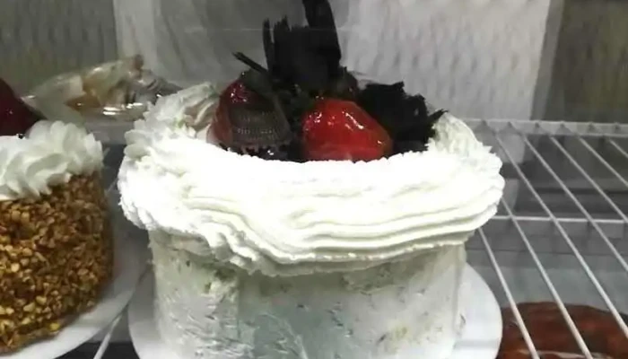 Panaderia Y Confiteria Que Bien Pastel - Montevideo