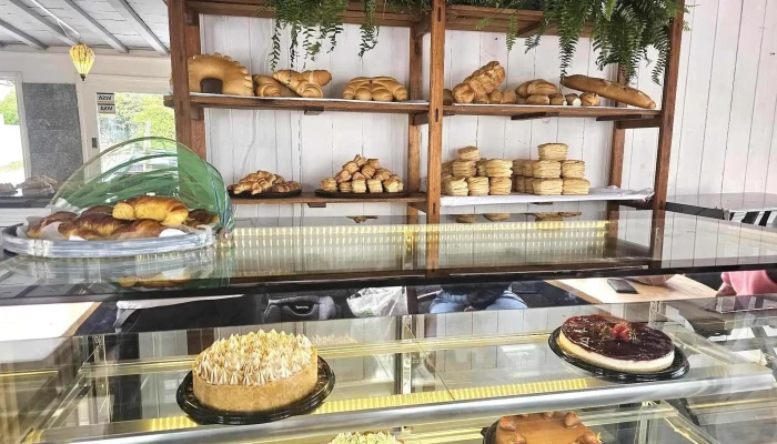 Panaderia y Pizzeria Del Emir - 20100 Punta Del Este