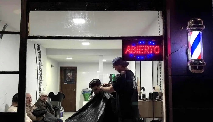 Panther Barber - 11900 Montevideo