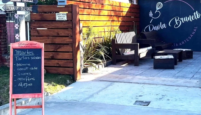 Paola Brunetto Pasteleria Artesanal Comentario 7 - Canelones