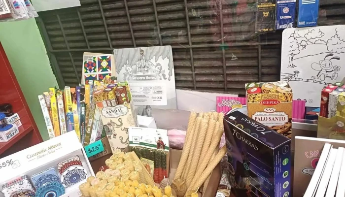 Papeleria La Tiendita De Lara Direccion - Montevideo