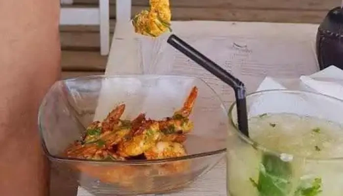 Parador Del Desplayado -  Comida Reconfortante - La Pedrera