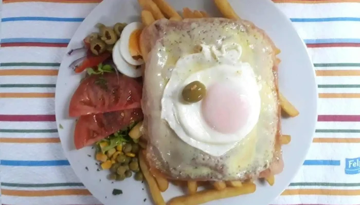 Parador La Ruta -  Comida Y Bebida - Villa del Carmen