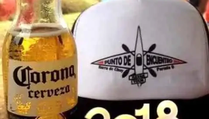 Parador Punto De Encuentro -  Comida Y Bebida - Barra del Chuy