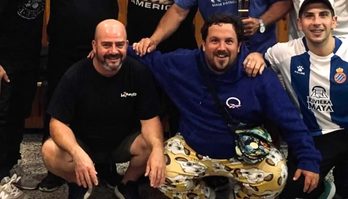 Parakascote -  Comentario 1 - Montevideo