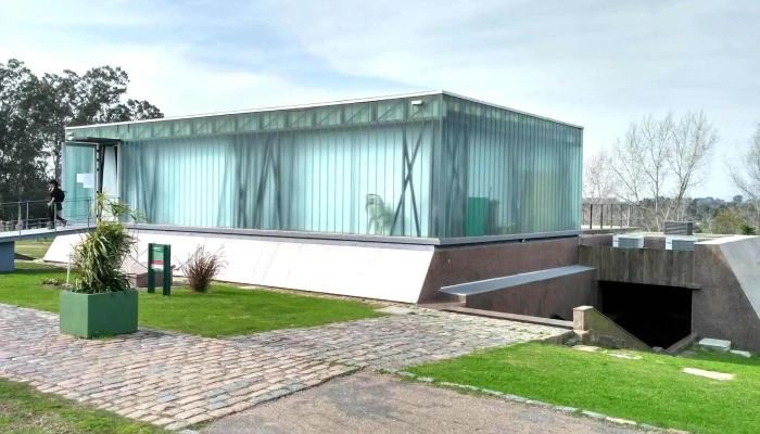 Parque Artigas -  Batalla De Las Piedras Pabellon Del Bicentenario - Las Piedras