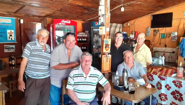 Parrillada El Chamaquito -  Ambiente - Tacuaremb&oacute;