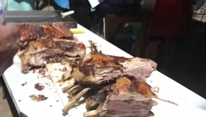 Parrillada El Fenix Comida Y Bebida - Playa Pascual
