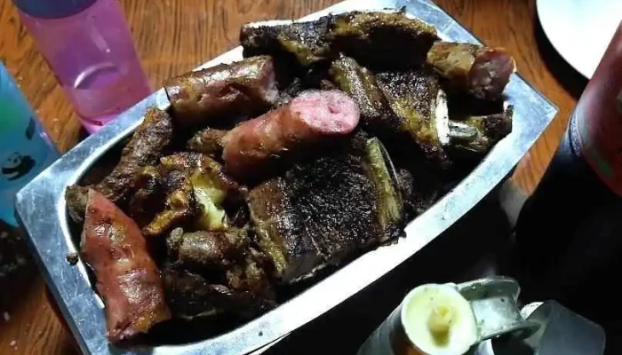 Parrillada El Galpon -  Comida Y Bebida - Florencio Sánchez