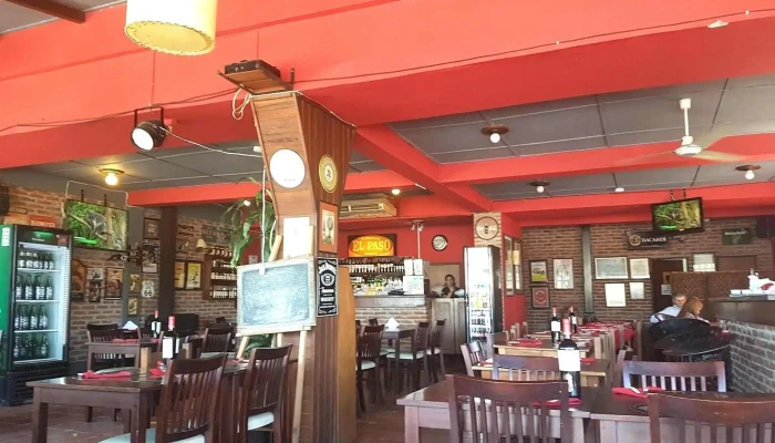 Parrillada El Paso -  Ambiente - Paso de los Toros