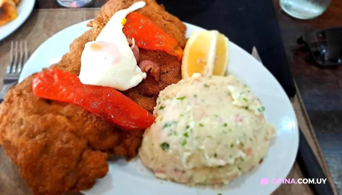 Parrillada El Paso -  Milanesa - Paso de los Toros