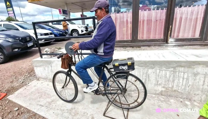 Parrillada El Paso -  Videos - Paso de los Toros