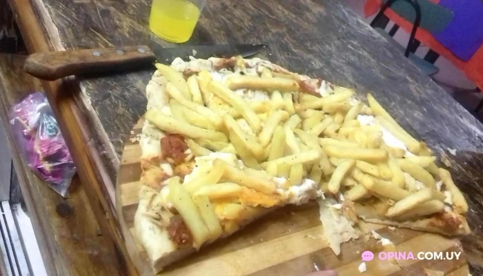 Parrillada El Pipo -  Comida Y Bebida - Florencio Sánchez