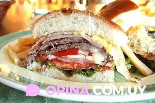 Parrillada La Criolla -  Chivito - Maldonado