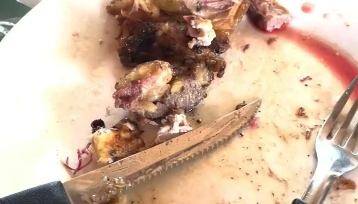 Parrillada La Rueda -  Videos - Tacuarembó