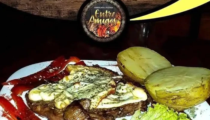 Parrillada Y Pizzeria Entre Amigos -  Del Propietario - Chui