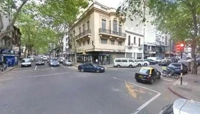Pasteleria Oro Del Rhin Street View Y 360 - Montevideo