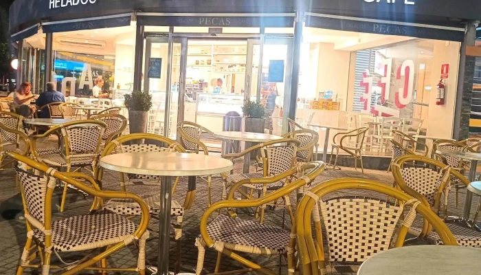 Pecas Pocitos -  Comentario 5 - Montevideo