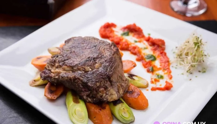 Pellicer Parrilla Gourmet -  Comida Y Bebida - Montevideo