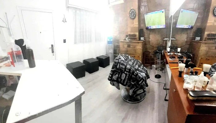 Peluquería Luciano Araujo - 11400 Montevideo