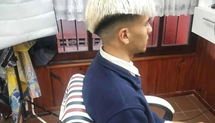 Peluquería rosa y Eduardo - 12800 Montevideo