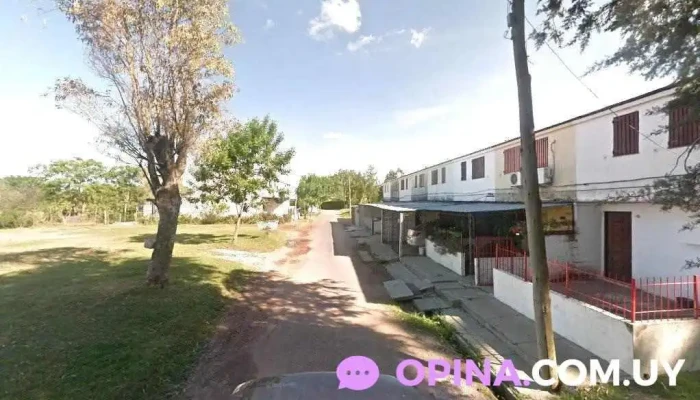 Peluquería Star Look - 65100 Young