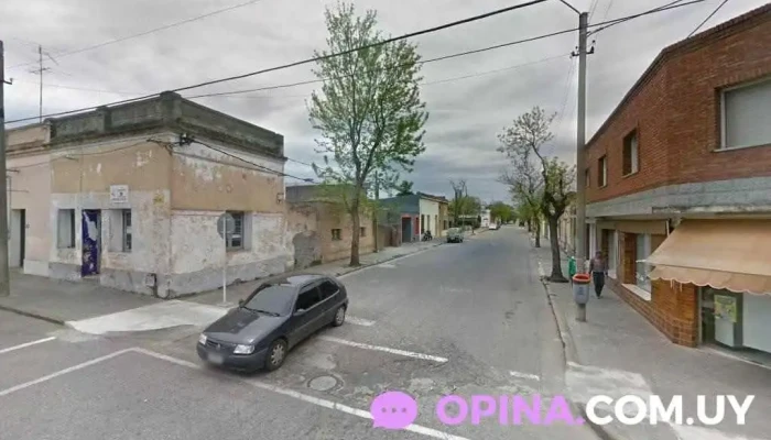 Peluquería unisex Look by Majo Cancela y Escuela de Peluquería - Rincón