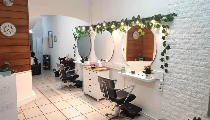 Peluqueria y Centro de estética Viviana - 11300 Montevideo
