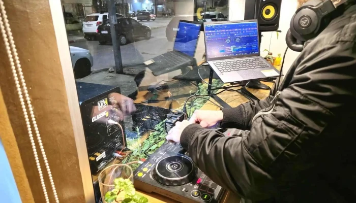 People Cafe -  Recientes - Montevideo