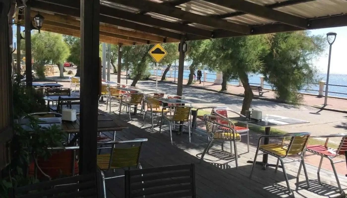 Pepe Corvinas -  Ambiente - Piriápolis