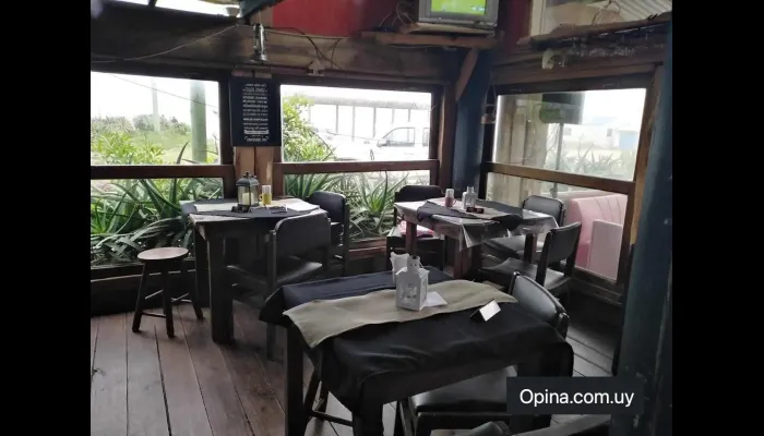 Pericos Ambiente - Aguas Dulces