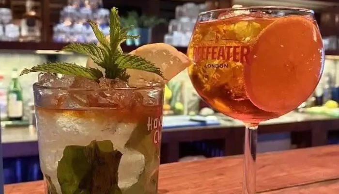 Petisco -  Jugo - La Pedrera