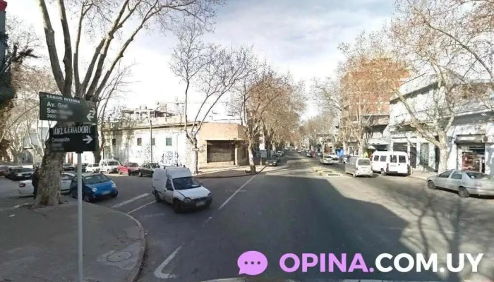 Pick Up Sport Group - Av. Gral. San Martín