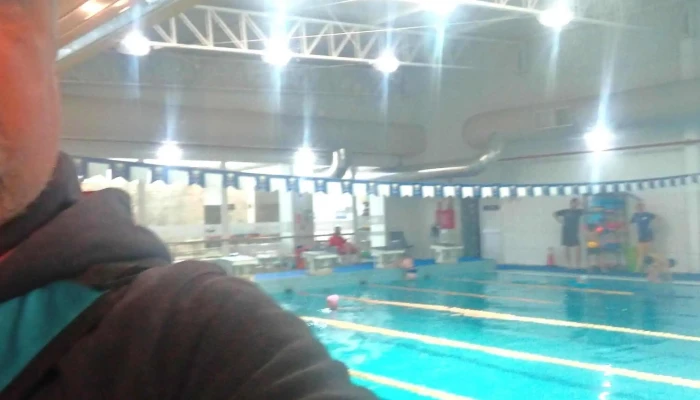 Piscina Climatizada Club Fraternidad E Intendencia Municipal De San Jose Numero - San Jos&eacute; de Mayo