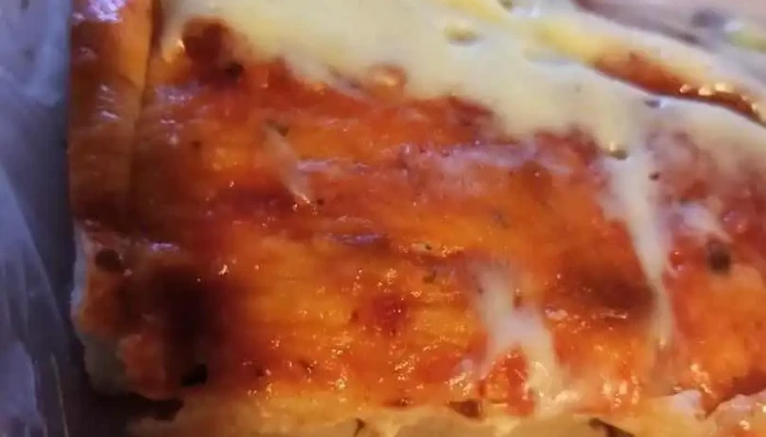 Pizeria Palacios -  Comida Y Bebida - Montevideo