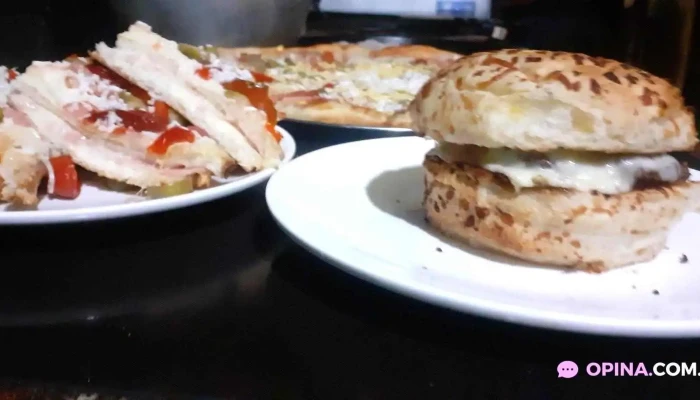 Pizza Brothers Bar -  Comida Y Bebida - Juan L. Lacaze